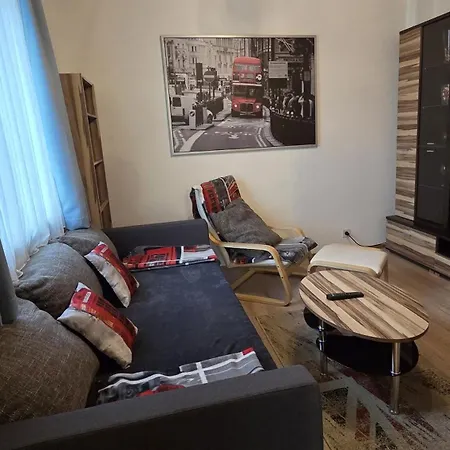 Ofenluger In Idylischer Lage Inkl Garage Und Griller * Fischbach